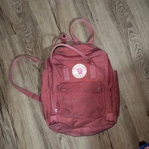 fjallraven kanken backpack